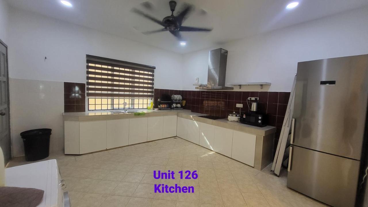 Ipoh Family Villa-Spacious Stay For 21 Or 42Pax Exterior photo